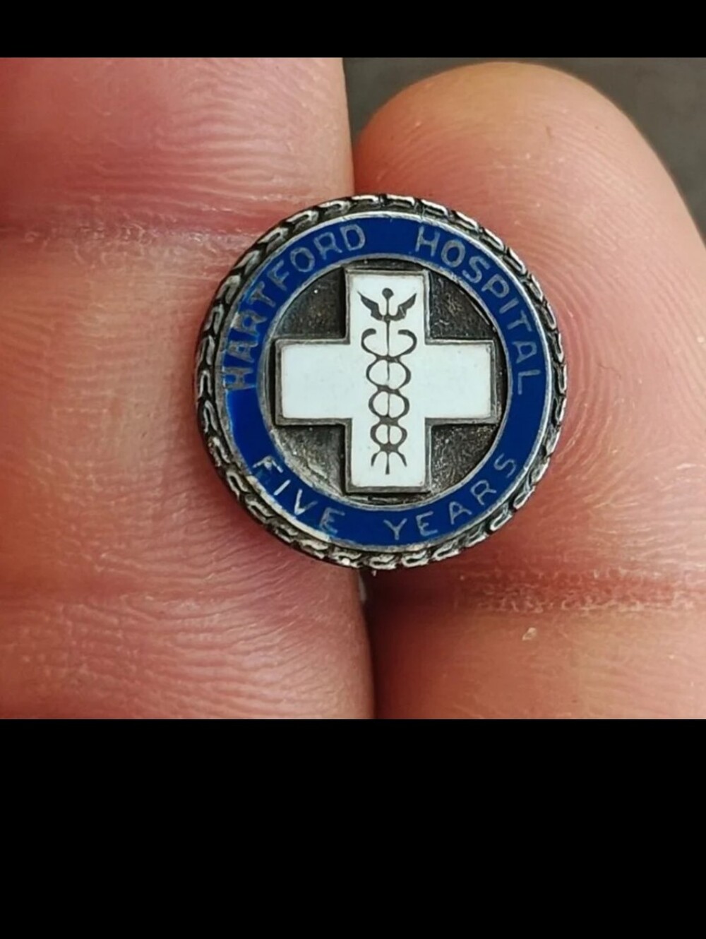 1960s/70s Sterling Silver Hartford Hospital Five Year Service Enamel Pin